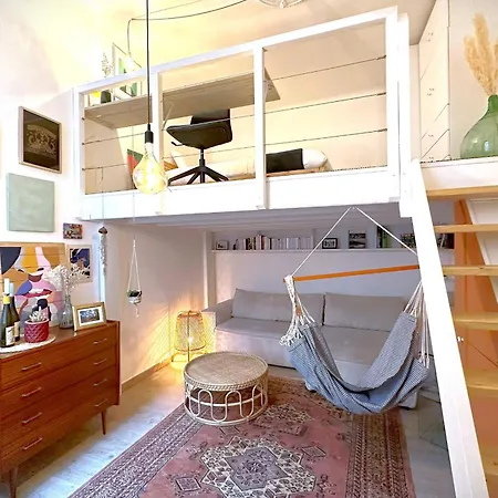 Apartment Le Joker-appart Atypique Chaleureux Hypercentre Nantes
